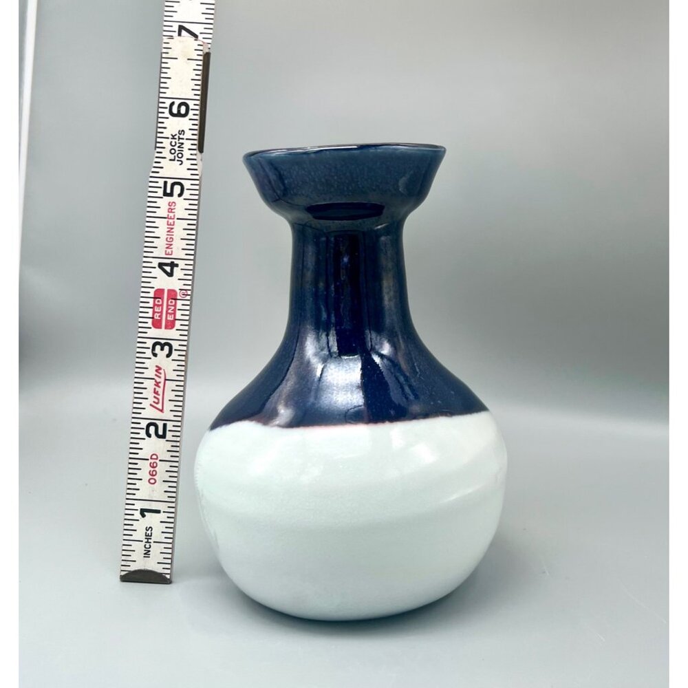 Art Studio Pottery Two-Tone Ceramic Vase In Blue & White Glaze 5.25"H Minimalist - Picture 7 of 9